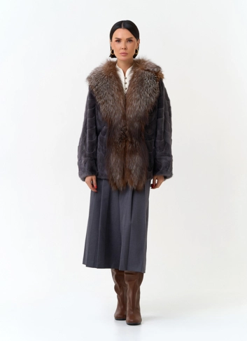 Шуба из норки с отделкой из меха лисы фото