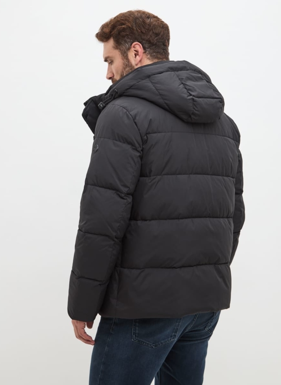 Мужской черный пуховик больших размеров