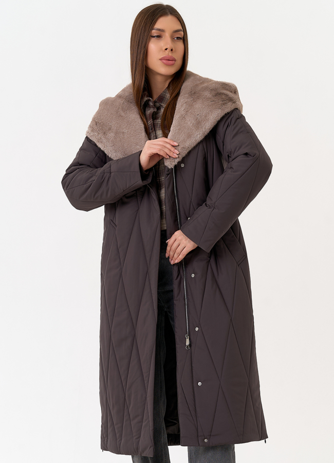 Женское пальто с капюшоном из эко меха модель № 31607 универмаг малина