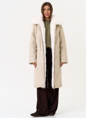 Женский пуховик из эко кожи с отделкой из эко меха