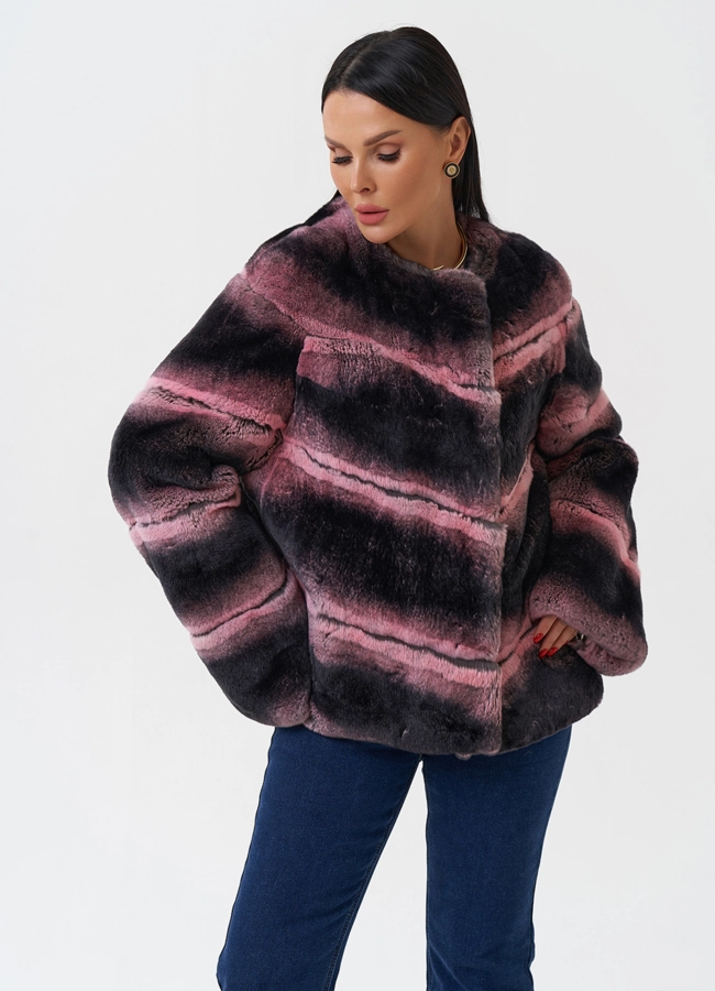 Короткая шуба из меха кролика модель № 29123 универмаг малина