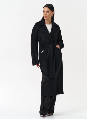 Длинное женское пальто с английским воротником